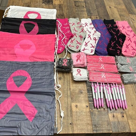 LOT OF 31 BREAST CANCER AWARENESS-GIRLFRIEND SUPPORT 🩷 - Picture 1 of 6